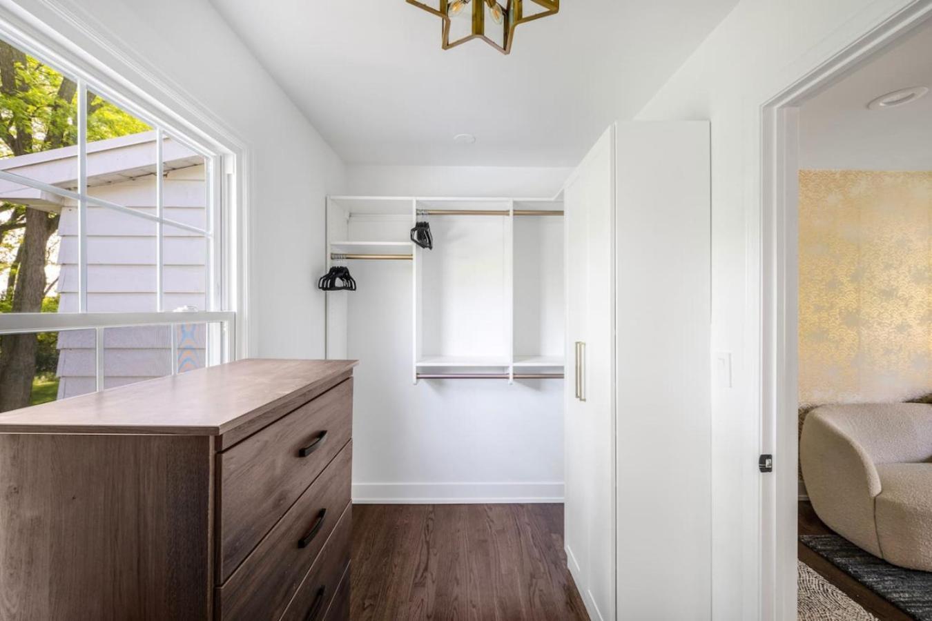 Spacious, Luxury Renovated Home With 4 Kings, Firepit غلين الين المظهر الخارجي الصورة