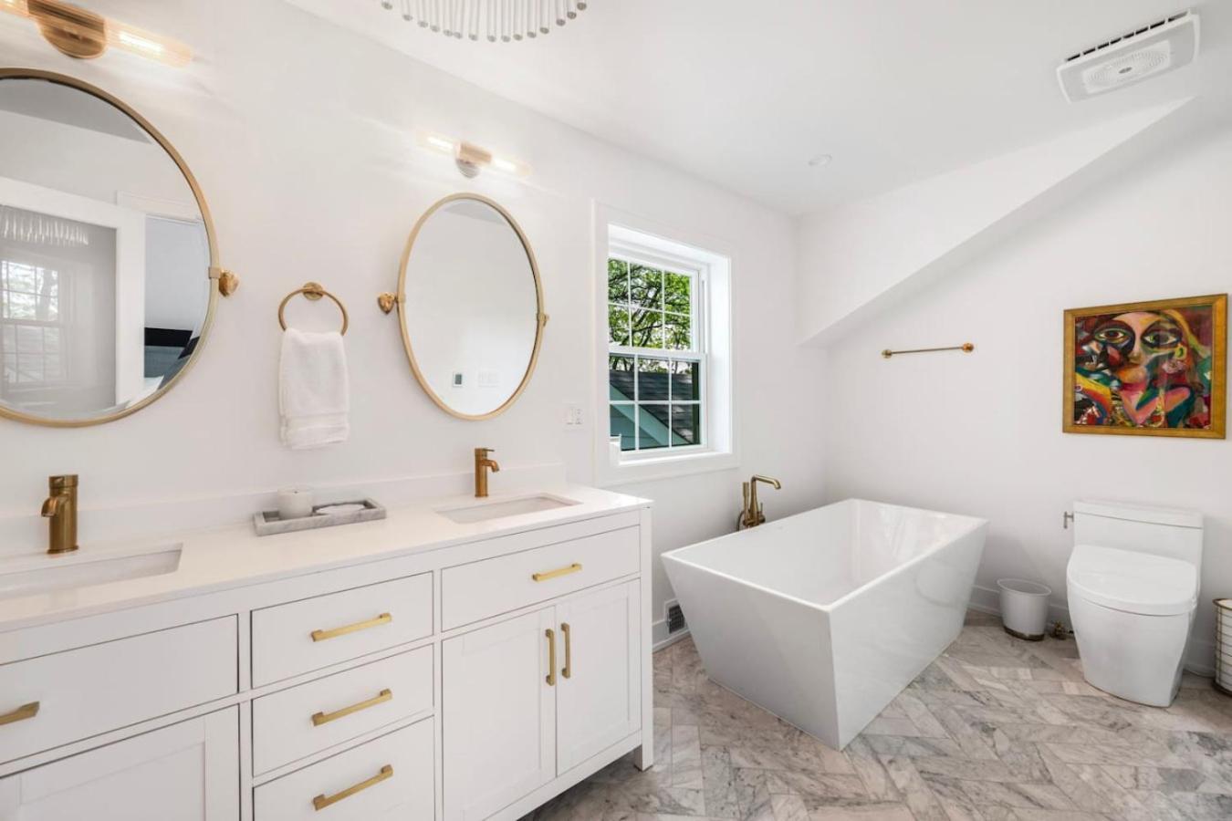 Spacious, Luxury Renovated Home With 4 Kings, Firepit غلين الين المظهر الخارجي الصورة