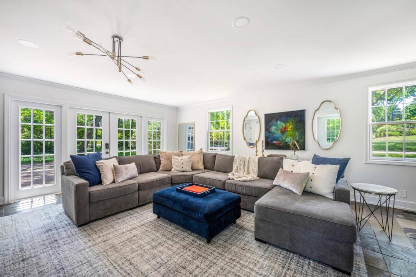 Spacious, Luxury Renovated Home With 4 Kings, Firepit غلين الين المظهر الخارجي الصورة